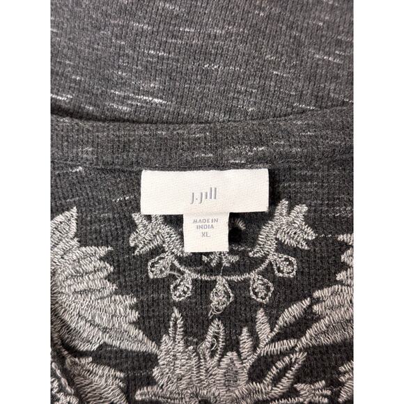 J Jill Tunic Top XL Womens Gray Thermal Embroidered Pullover Split Neck - Picture 7 of 8